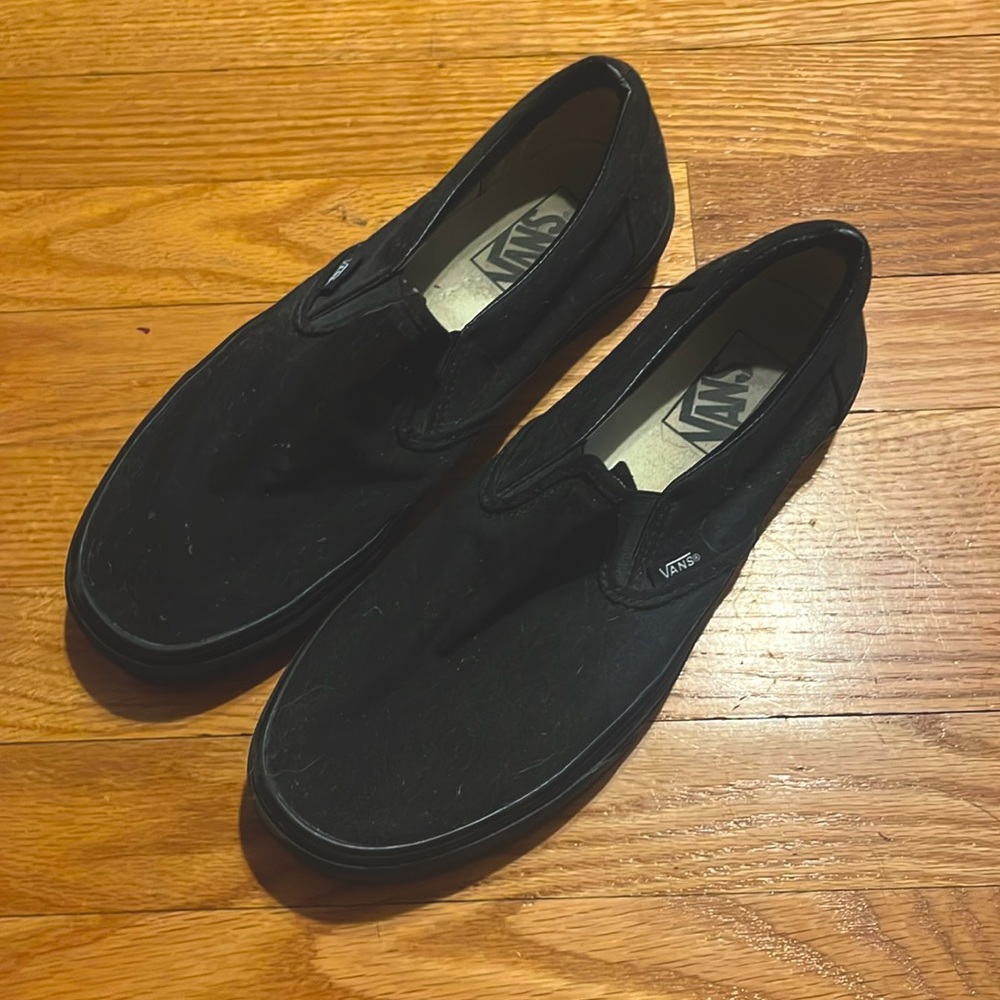 Black slip on vans, women’s 10/ men’s 8.5
